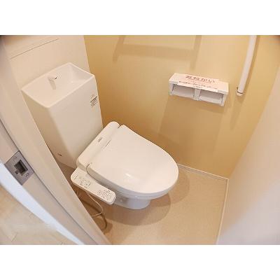 アイニー 203【管理NO：1-023888201-02030】 ★家具家電は申し込み後に搬入します★の物件画像