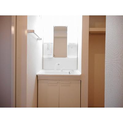 ひまわりⅢ 203【管理NO：1-022239603-02030】 ★家具家電は申し込み後に搬入しますの物件画像