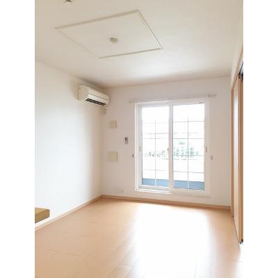 サンタ　モニカ 201【管理NO：1-015692801-02010】 ★家具家電は申し込み後に搬入します 2026年08月下旬入居可能の物件画像