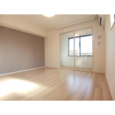 アイウィング　Ⅱ 105【管理NO：1-027540301-01040】 ★家具家電は申し込み後に搬入します★の物件画像