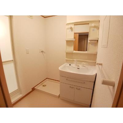 ラフレシール　Ａ 203【管理NO：1-013574901-02030】 ★家具家電は申し込み後に搬入します★の物件画像