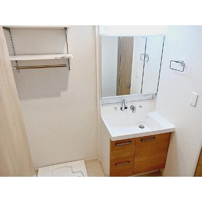 フェリーチェ 101【管理NO：1-027635501-01010】 ★家具家電は申し込み後に搬入しますの物件画像