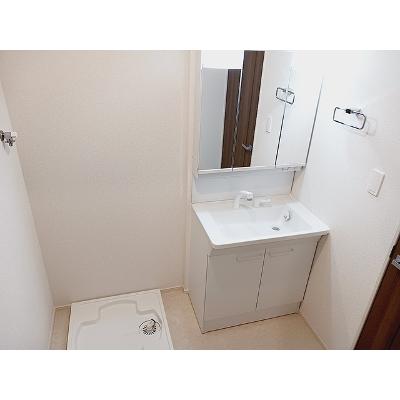 ステラ 102【管理NO：1-028638801-01020】 ★家具家電は申し込み後に搬入しますの物件画像