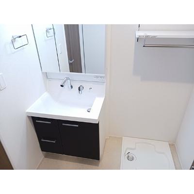 レッド　ウィング　Ｂ 103【管理NO：1-028050802-01030】 ★家具家電は申し込み後に搬入しますの物件画像