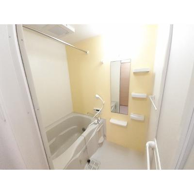 ソレイユＢ 203【管理NO：1-016874702-02030】 ★家具家電は申し込み後に搬入します 2026年07月下旬入居可能の物件画像