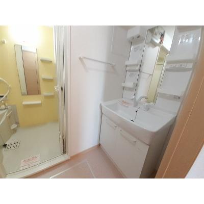 ソレイユＢ 203【管理NO：1-016874702-02030】 ★家具家電は申し込み後に搬入します 2026年07月下旬入居可能の物件画像