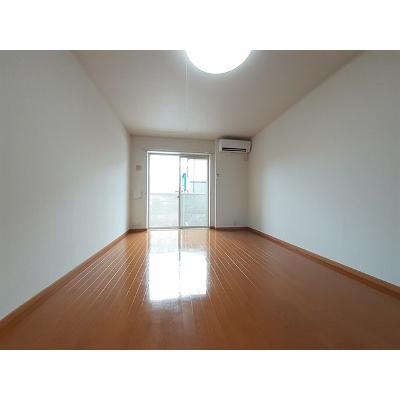 Ｌａ　Ｖｉｄａ 102【管理NO：1-014816501-01020】 ★家具家電は申し込み後に搬入しますの物件画像