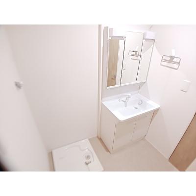 シエル 102【管理NO：1-028343101-01020】 ★家具家電は申し込み後に搬入しますの物件画像