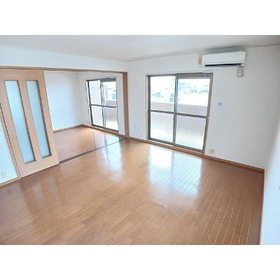 グラシエ 405【管理NO：1-014338201-04040】 ★家具家電は申し込み後に搬入しますの物件画像