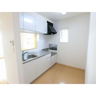 コートアイリスＢ 201【管理NO：1-016628702-02010】 ★家具家電は申し込み後に搬入します★の物件画像