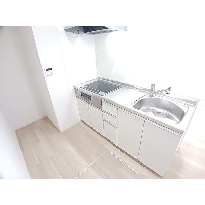 ベルカーナ　幸（コウ） 102【管理NO：1-028376201-01020】 ★家具家電は申し込み後に搬入しますの物件画像