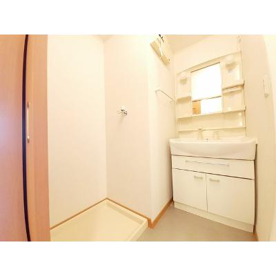 リバーサイド三城 203【管理NO：1-013883601-02030】 ★家具家電は申し込み後に搬入します 2026年07月中旬入居可能の物件画像
