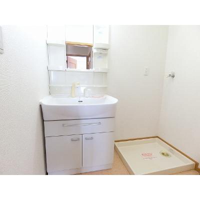 ラ・ミア・カーサＢ 201【管理NO：1-013205102-02010】 ★家具家電は申し込み後に搬入しますの物件画像