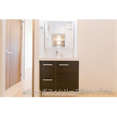 リゾ　フルール 203【管理NO：1-028495901-02030】 ★家具家電は申し込み後に搬入します 2026年08月下旬入居可能の物件画像