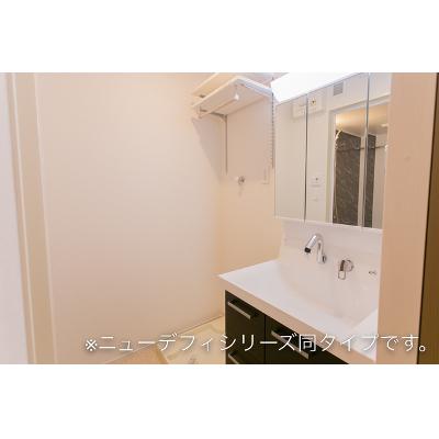 リゾ　フルール 106【管理NO：1-028495901-01050】 ★家具家電は申し込み後に搬入します 2026年08月下旬入居可能の物件画像