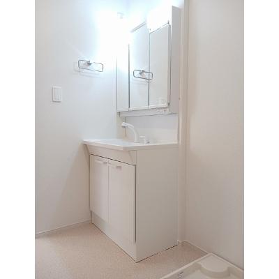 フルール・シエル 103【管理NO：1-027634501-01030】 ★家具家電は申し込み後に搬入しますの物件画像