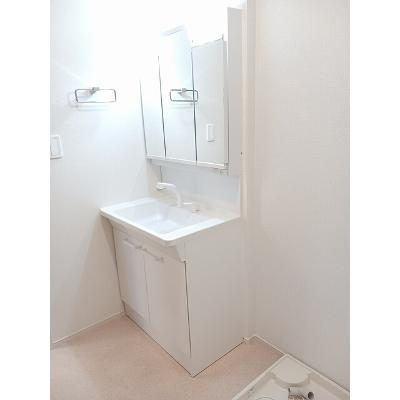 フィオリーレ・アノ　Ⅰ 103【管理NO：1-027277301-01030】 ★家具家電は申し込み後に搬入します★の物件画像