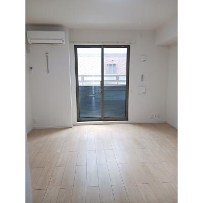 エアリー 101【管理NO：1-024599901-01010】 ★家具家電は申し込み後に搬入しますの物件画像
