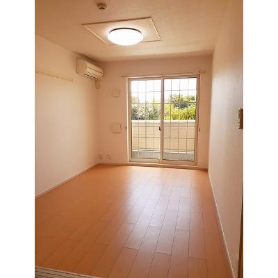 カーサ尾城 102【管理NO：1-017268301-01020】 ★家具家電は申し込み後に搬入しますの物件画像