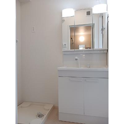 ルークス 202【管理NO：1-028585701-02020】 ★家具家電は申し込み後に搬入します★の物件画像