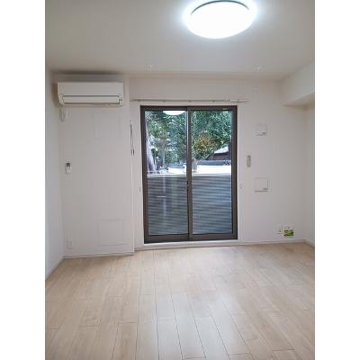 サピーⅤ 101【管理NO：1-024645301-01010】 ★家具家電は申し込み後に搬入しますの物件画像