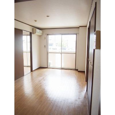ピ－スコ－ト 102【管理NO：1-011893101-01020】 ★家具家電は申し込み後に搬入しますの物件画像