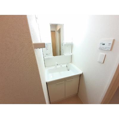 ロイヤルコート．花ノ木 205【管理NO：1-023106801-02040】 ★家具家電は申し込み後に搬入します 2026年07月下旬入居可能の物件画像