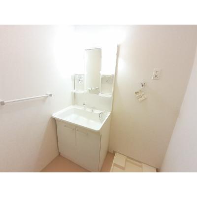 フォレストヒルズ 105【管理NO：1-020604401-01040】 ★家具家電は申し込み後に搬入しますの物件画像