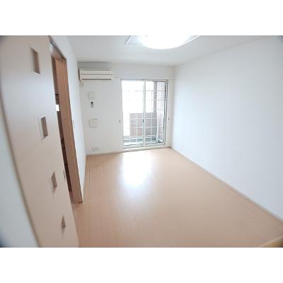 プリムローズ 102【管理NO：1-017164601-01020】 ★家具家電は申し込み後に搬入しますの物件画像