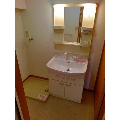 ラモーリ緑 201【管理NO：1-012482201-02010】 ★家具家電は申し込み後に搬入します 2026年07月下旬入居可能の物件画像