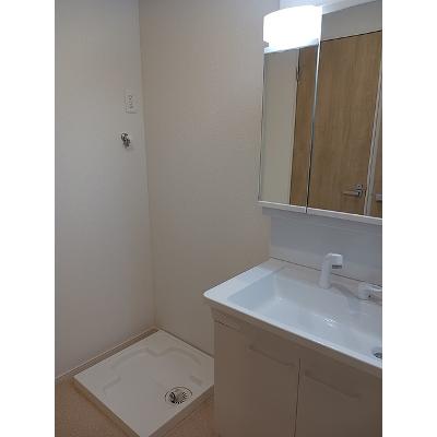 ソレイユ　ＨＡＳ． 101【管理NO：1-028387501-01010】 ★家具家電は申し込み後に搬入しますの物件画像