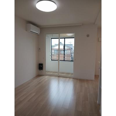 メゾン　ルミエール 202【管理NO：1-028364601-02020】 ★家具家電は申し込み後に搬入します★の物件画像