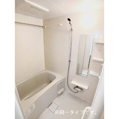 グラース　アン 102【管理NO：1-028358101-01020】 ★家具家電は申し込み後に搬入します 2026年08月上旬入居可能の物件画像
