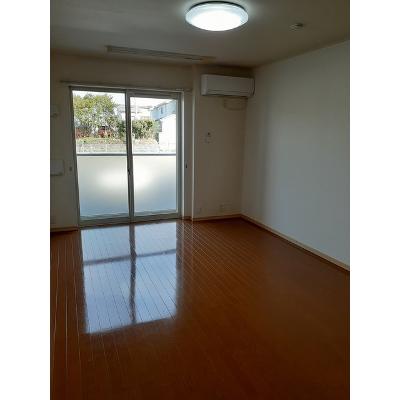 カネサ・プラシード 102【管理NO：1-015611201-01020】 ★家具家電は申し込み後に搬入します 2026年07月中旬入居可能の物件画像