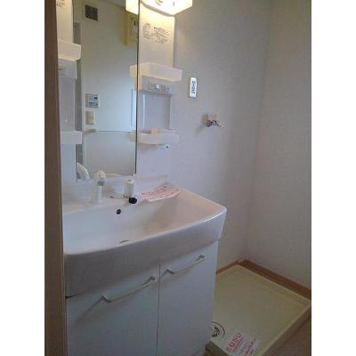 グランヒルＡ 201【管理NO：1-014989301-02010】 ★家具家電は申し込み後に搬入します★の物件画像