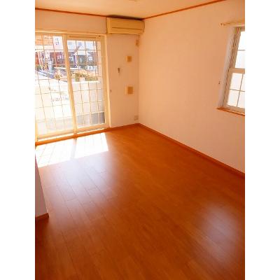 リヴェールＭ 101【管理NO：1-012994501-01010】 ★家具家電は申し込み後に搬入しますの物件画像