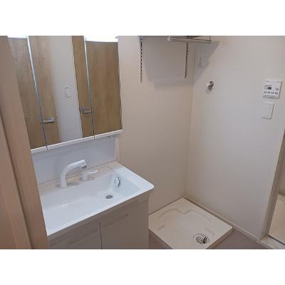 ラシア　Ⅲ 206【管理NO：1-027456001-02050】 ★家具家電は申し込み後に搬入しますの物件画像