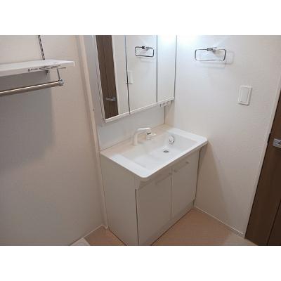 ライン　メゾン　Ⅱ 201【管理NO：1-027422702-02010】 ★家具家電は申し込み後に搬入しますの物件画像
