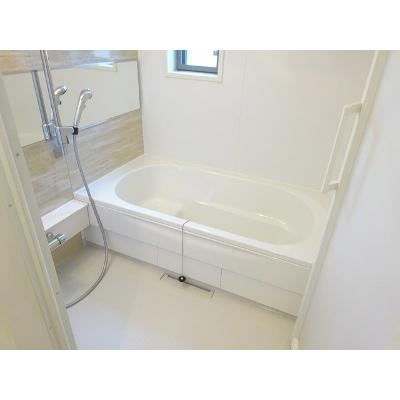 スプリングフィールドⅣ　Ｂ 103【管理NO：1-024012602-01030】 ★家具家電は申し込み後に搬入しますの物件画像