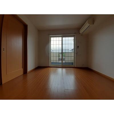 ロウクワト 101【管理NO：1-014488301-01010】 ★家具家電は申し込み後に搬入します 2026年07月中旬入居可能の物件画像