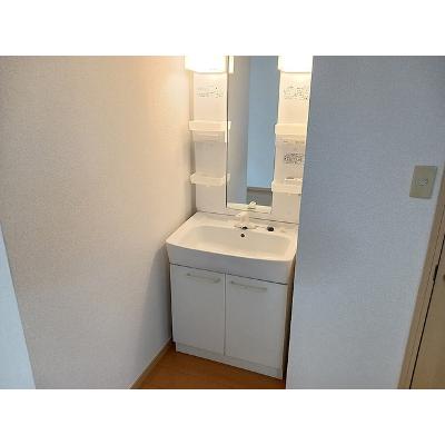 サンヒルＢ 1-A【管理NO：1-004574101-01010】 ★家具家電は申し込み後に搬入しますの物件画像
