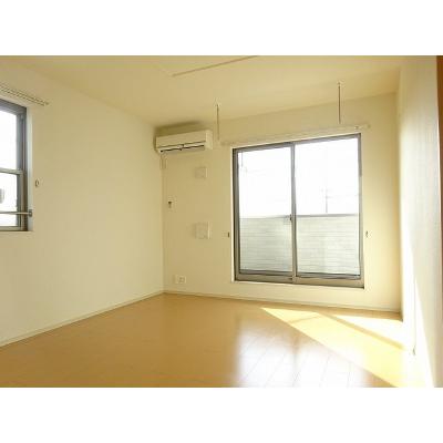 ディアコ－トⅡ 203【管理NO：1-018997502-02030】 ★家具家電は申し込み後に搬入しますの物件画像