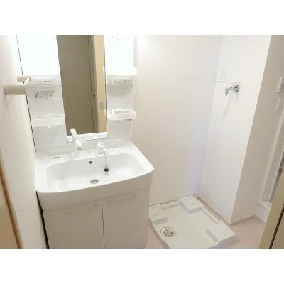 アバンツァート　Ⅰ 102【管理NO：1-017265801-01020】 ★家具家電は申し込み後に搬入します★の物件画像
