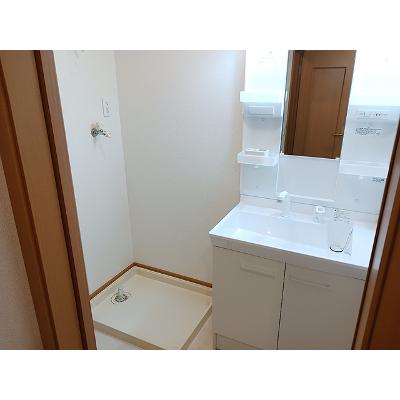 アクアヴァーレ　Ⅰ 201【管理NO：1-014470301-02010】 ★家具家電は申し込み後に搬入します★の物件画像