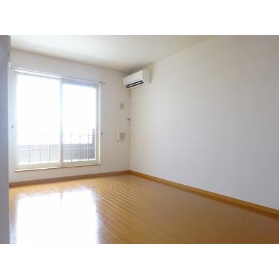ヴェリテ・ボー　Ⅰ 201【管理NO：1-014060301-02010】 ★家具家電は申し込み後に搬入します★の物件画像