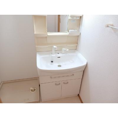 グランメゾンⅠ 101【管理NO：1-012717101-01010】 ★家具家電は申し込み後に搬入しますの物件画像