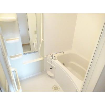 サンシャインヒルズ 201【管理NO：1-012551901-02010】 ★家具家電は申し込み後に搬入しますの物件画像