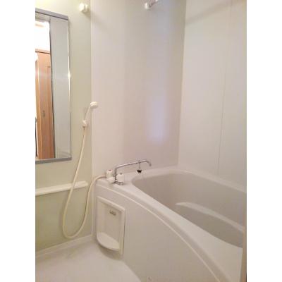 フルール 203【管理NO：1-013036401-02030】 ★家具家電は申し込み後に搬入します★の物件画像