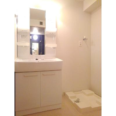 ブリランテ　マサカⅠ 205【管理NO：1-018415101-02040】 ★家具家電は申し込み後に搬入します★の物件画像
