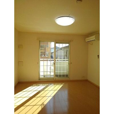 エターナルヴィラ 103【管理NO：1-015637401-01030】 ★家具家電は申し込み後に搬入しますの物件画像